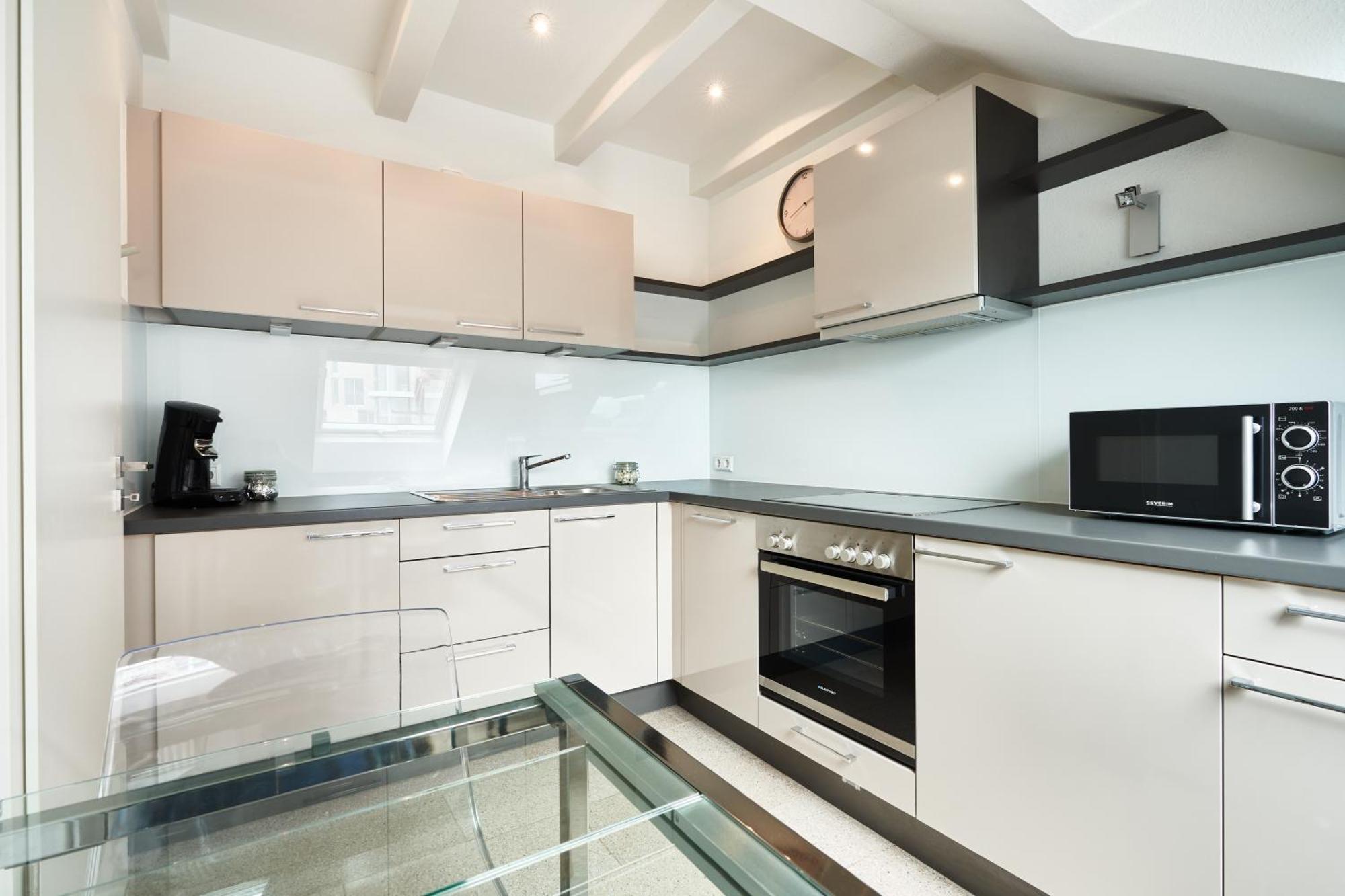 Wohnen Auf Zeit - Innenstadt-Appartements Freiburg im Breisgau Kamer foto