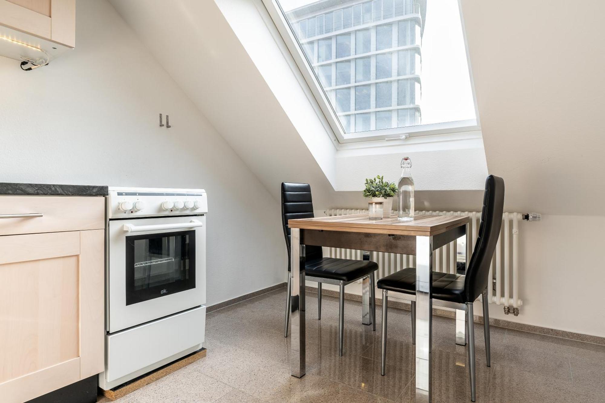 Wohnen Auf Zeit - Innenstadt-Appartements Freiburg im Breisgau Kamer foto
