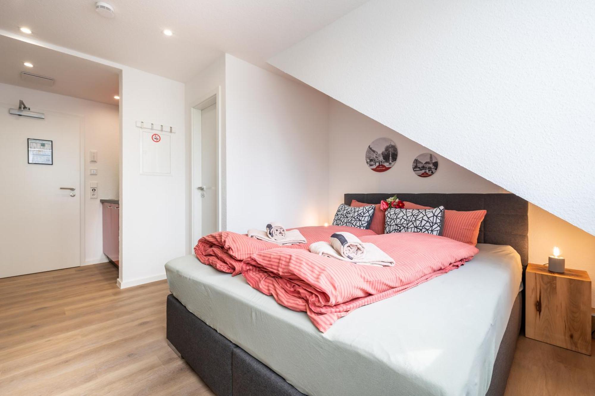 Wohnen Auf Zeit - Innenstadt-Appartements Freiburg im Breisgau Kamer foto